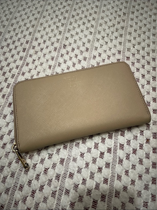 henri bendel Handbags - Henri Bendel Continental Zip-Around Wallet – Taupe/Tan